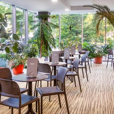 מלון Hunguest 4*