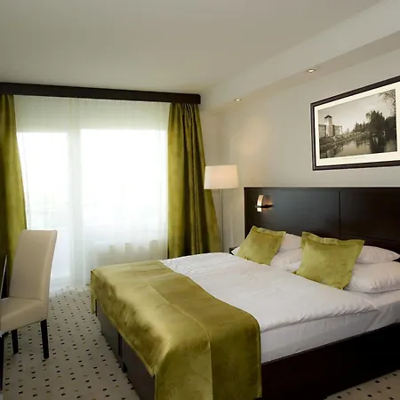 Hunguest 4*