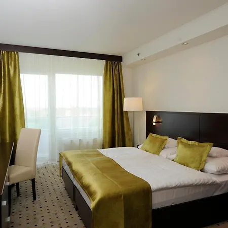 Hunguest 4* Gyula
